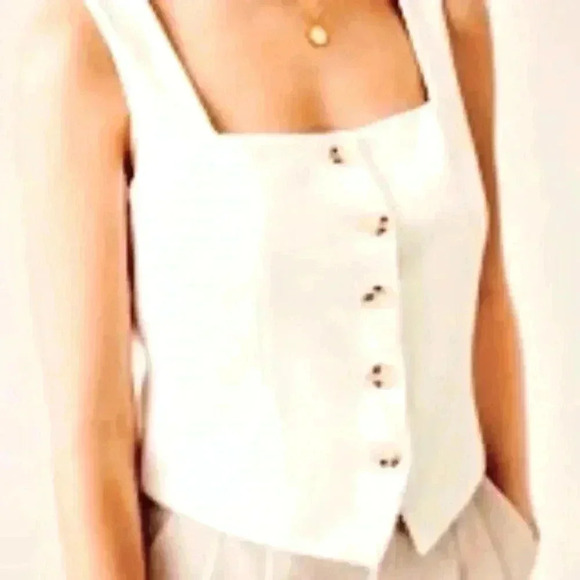 *NWT* OGLmove Square Neck Cropped  Waistcoat - Size Large - White - Picture 2 of 13